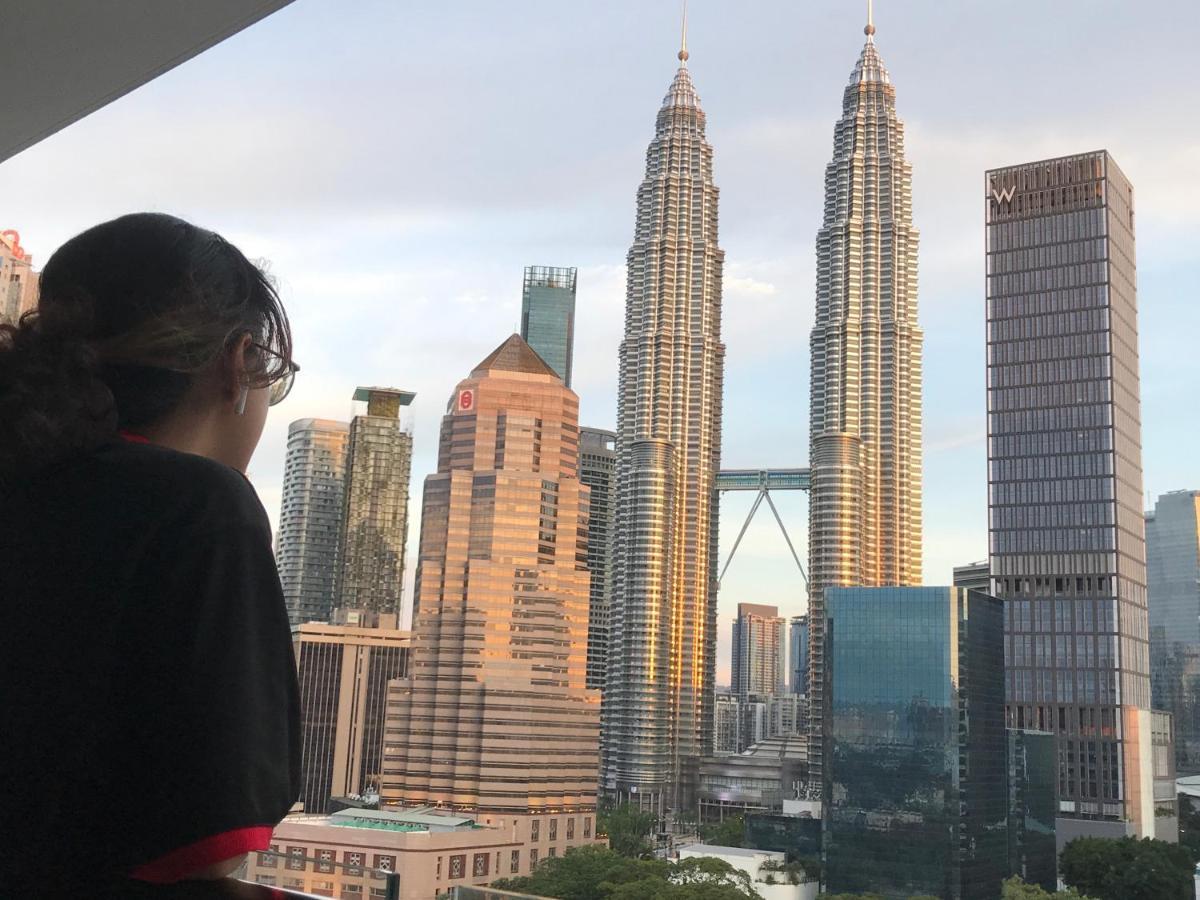 Klcc Legasi Direct View With A Superking Bed At A 3-Bedroom Premium Unit Kuala Lumpur Exterior photo