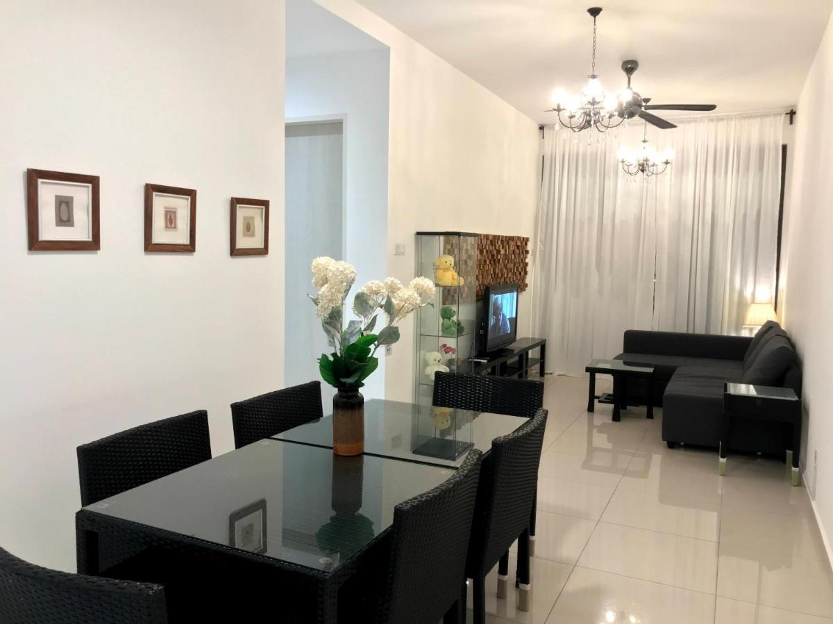 Klcc Legasi Direct View With A Superking Bed At A 3-Bedroom Premium Unit Kuala Lumpur Exterior photo
